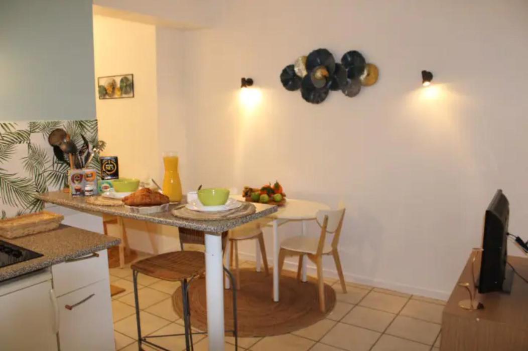 Ferienwohnung The Garden, Proche Bord De Loire Orléans Exterior foto